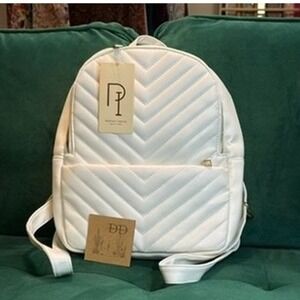 Perfectly Paired White Quilted Backpack‎ Chevron Pattern Small Fashion Bag